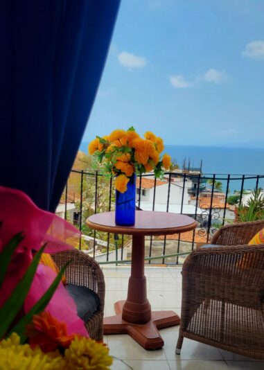 Frida Oceanview Balcony